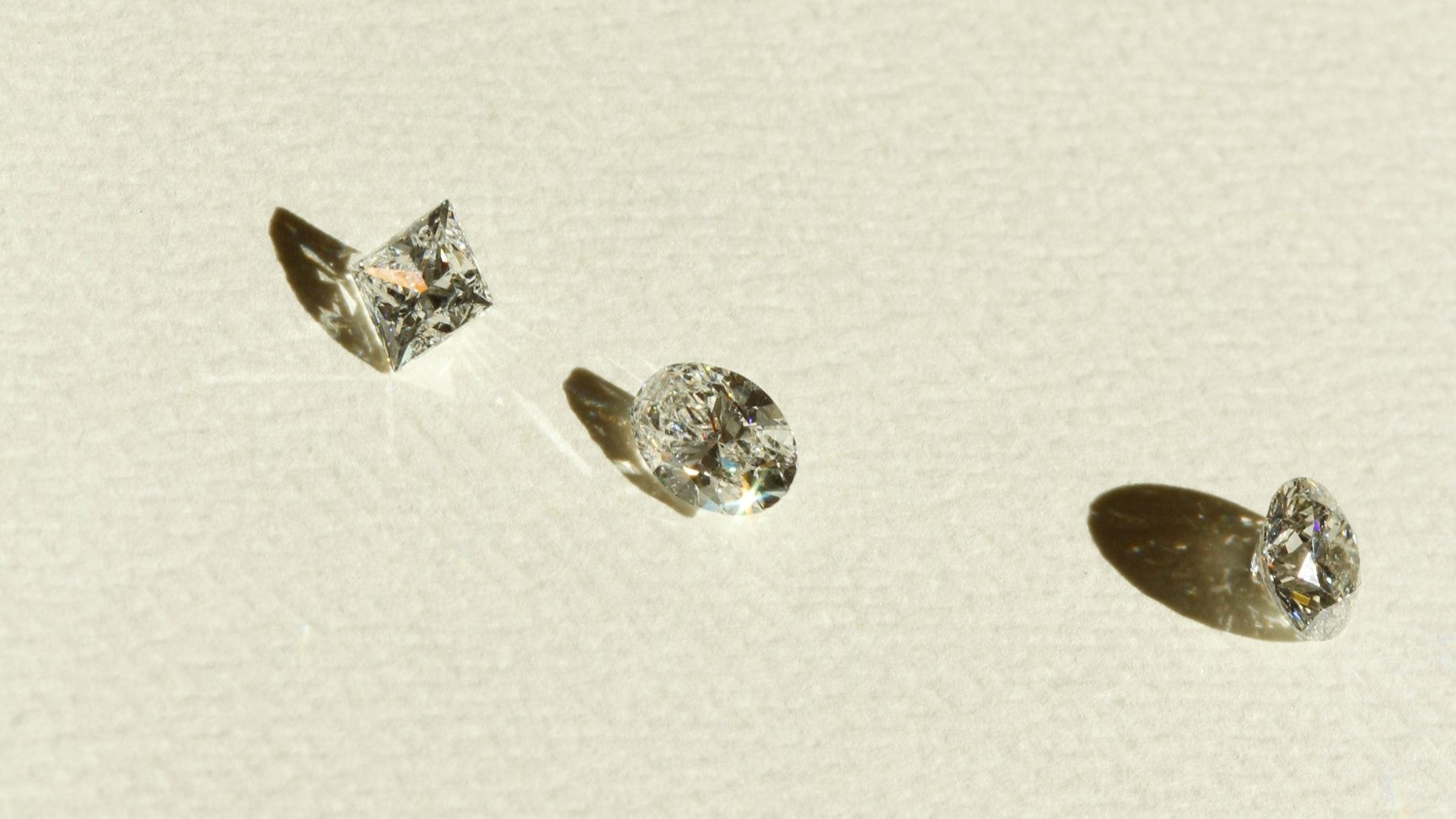 complete guide to diamonds for engagement rings