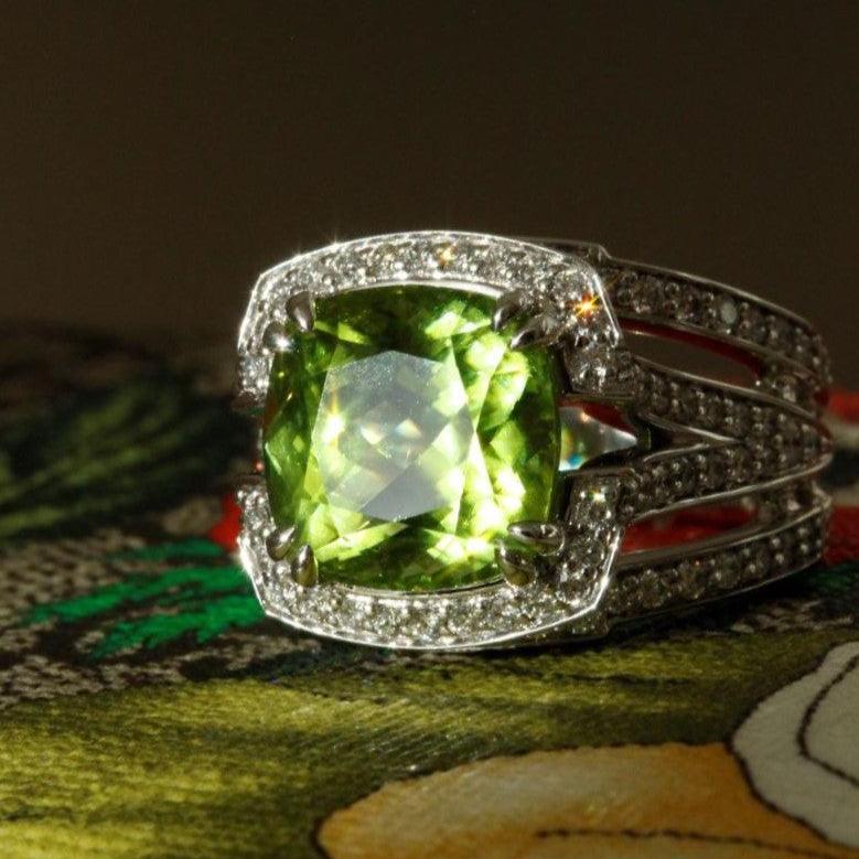 Cushion Cut Engagement Rings