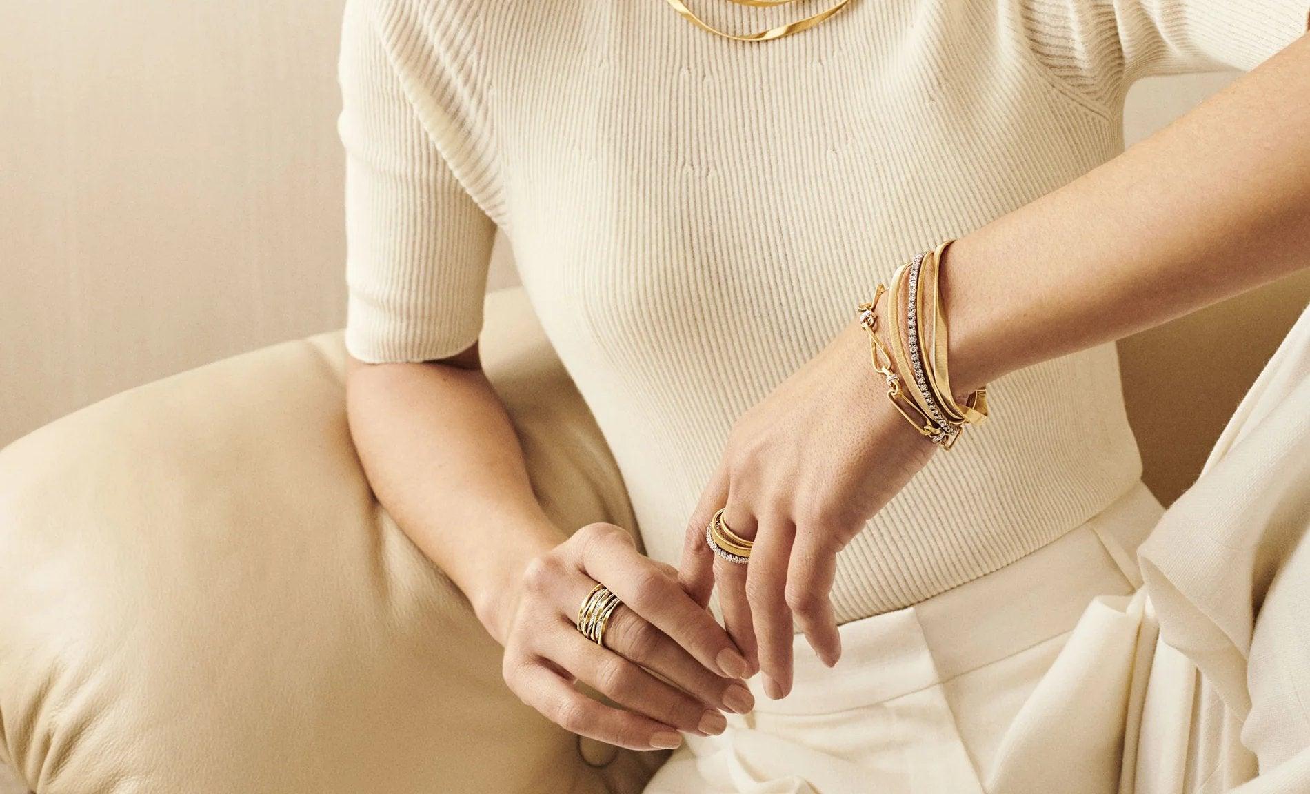 Luxury Christmas jewellery gifts for her