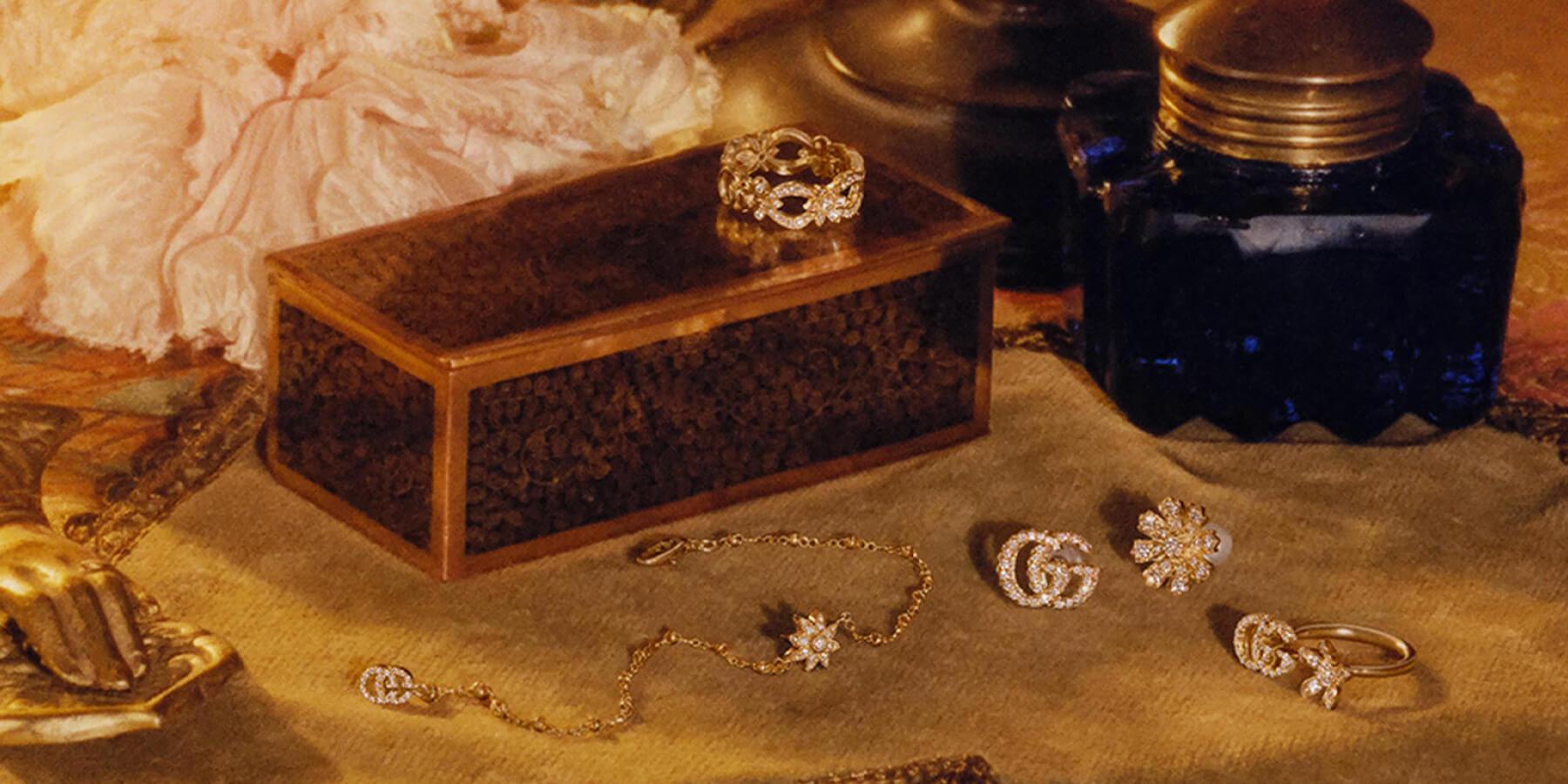 Gucci: Vintage Tiger - Orsini Jewellers