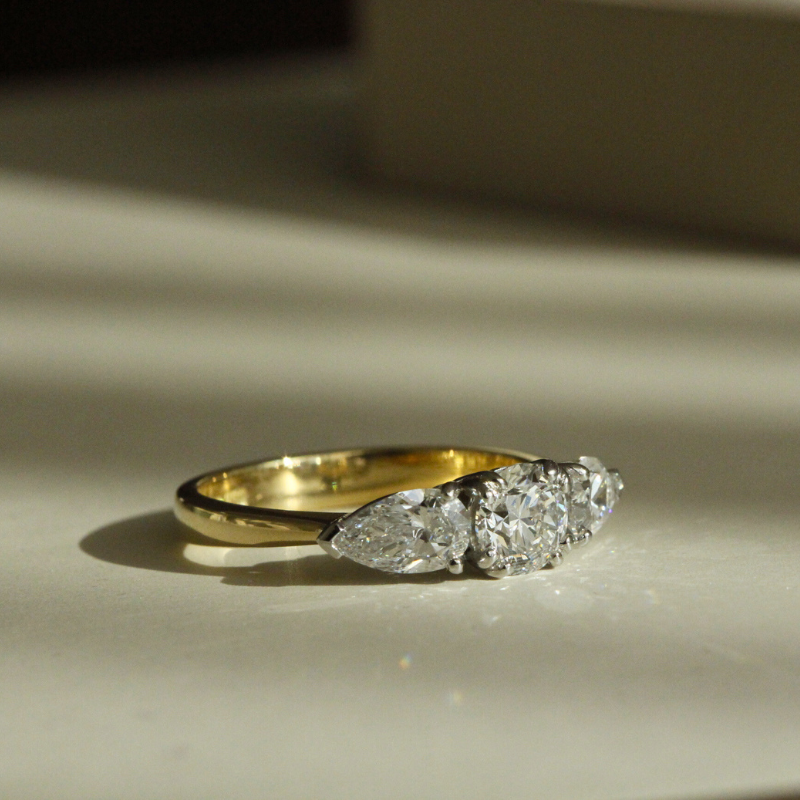 Sorrento Engagement Ring Made in yellow gold and platinum