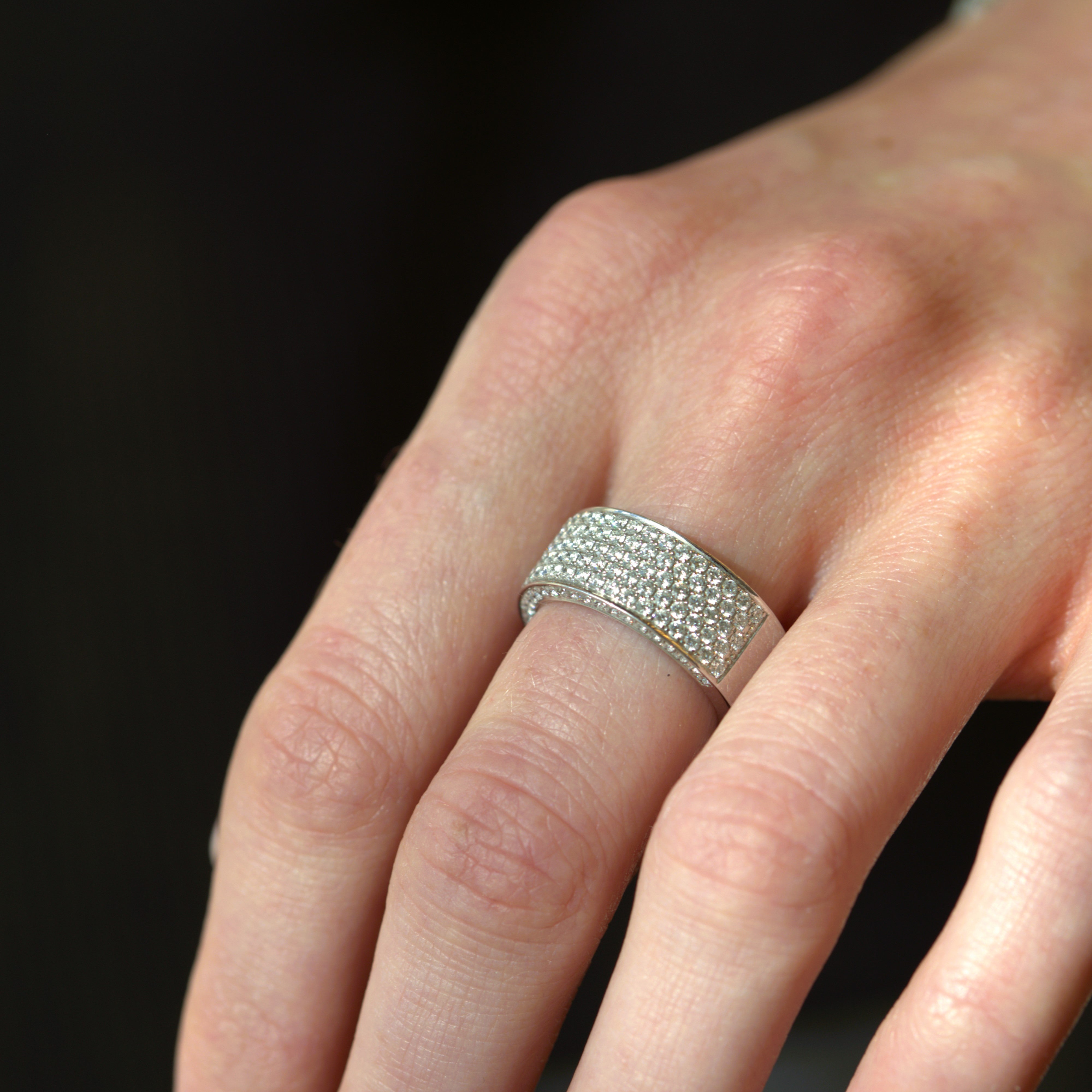 pave diamond ring Auckland Orsini