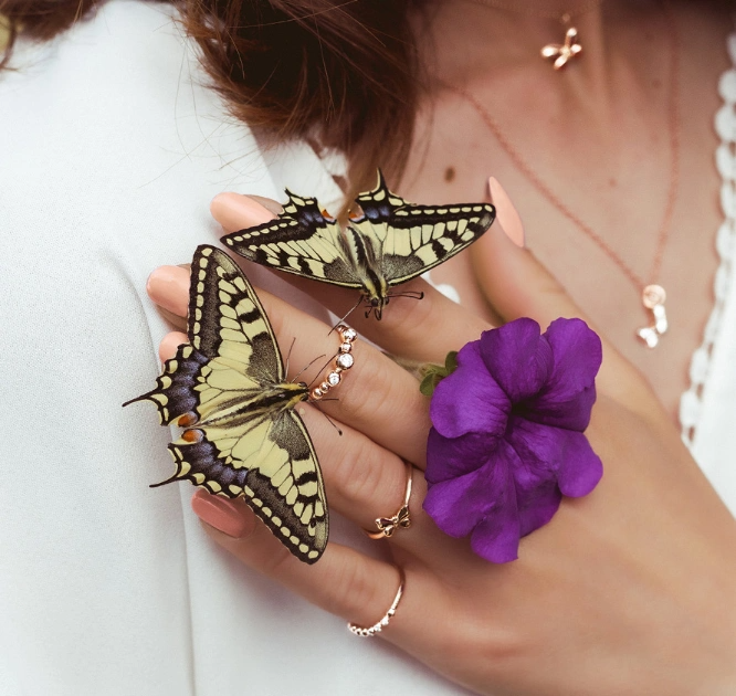 dodo butterfly with jewellery on model