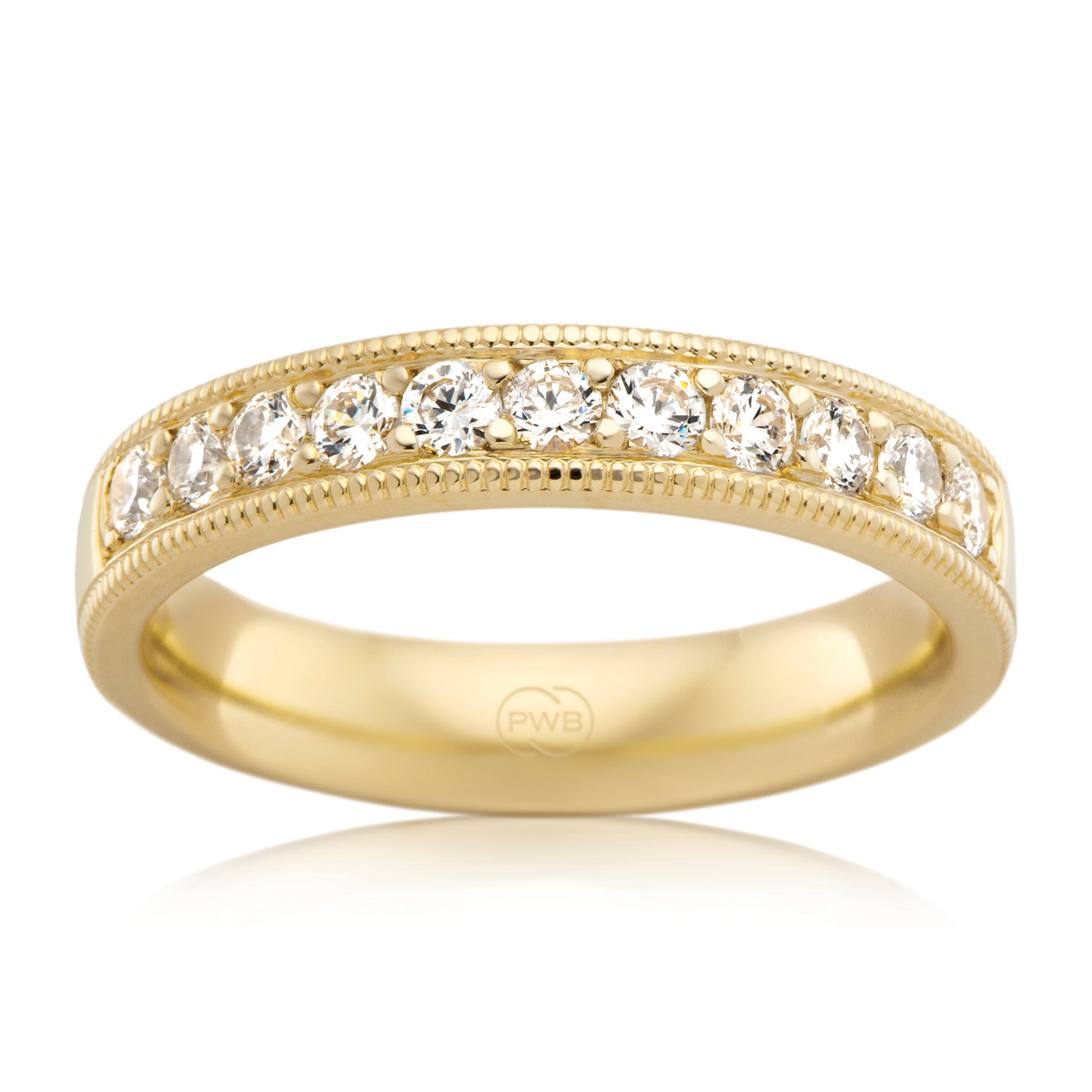 Gold weeing ring with diamonds and detail