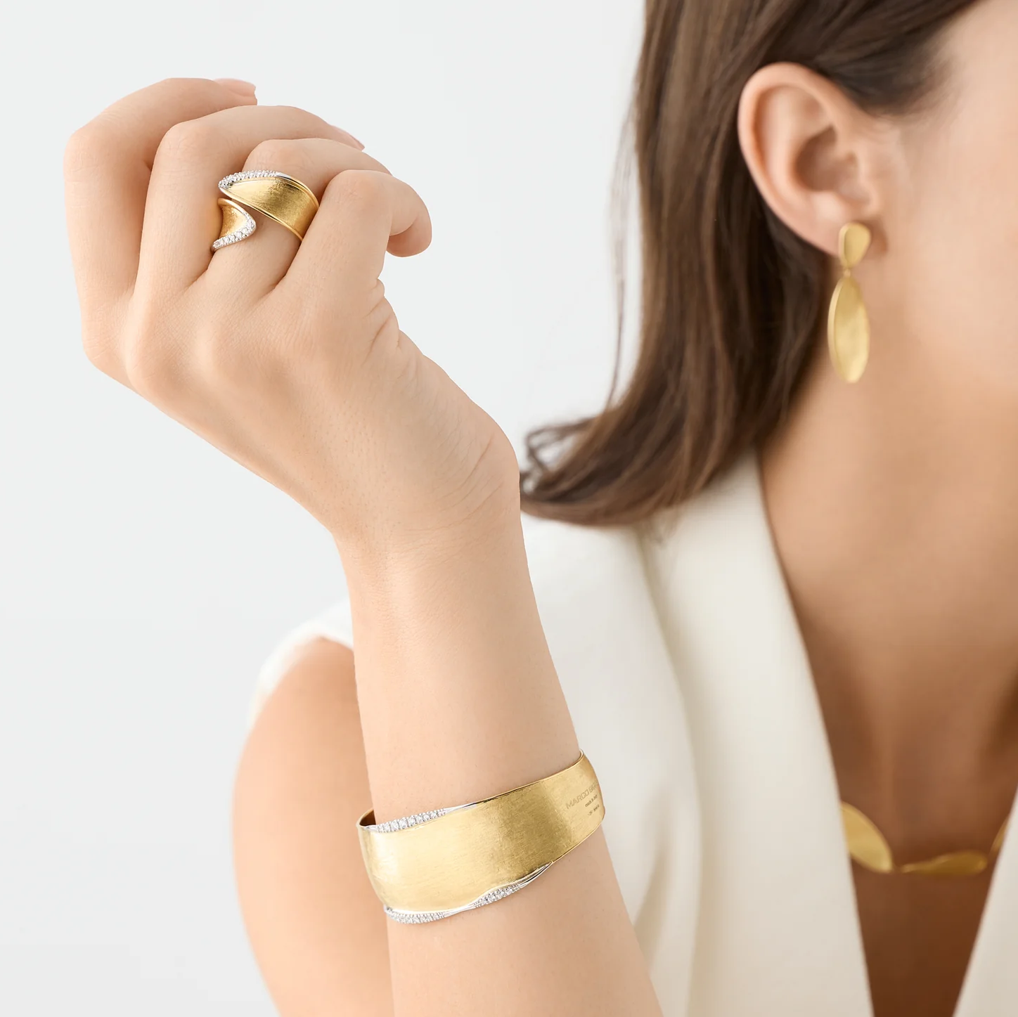 Marco Bicego Lunaria Gold Bangle with Diamond Detail (Large)