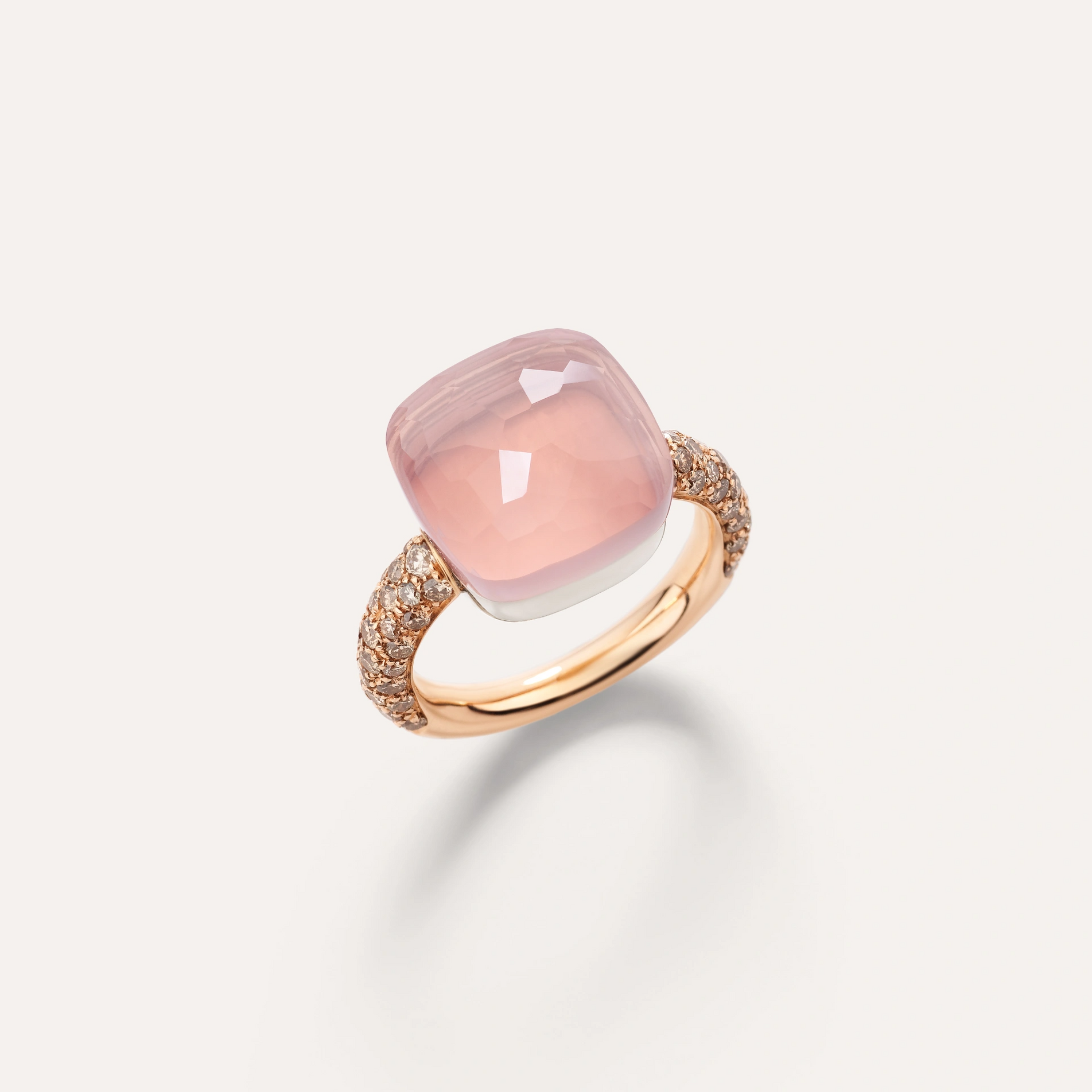 Maxi Nudo Rose quartz ring in 18k rose gold with brown diamonds 