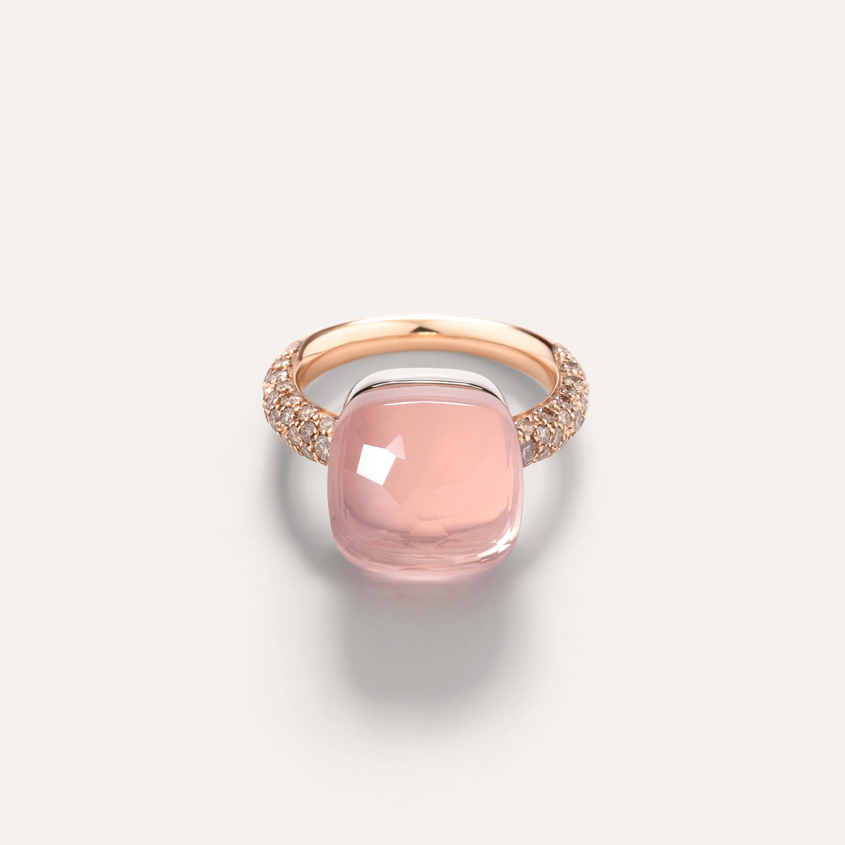 Maxi Nudo ring in 18k rose gold with brown diamonds and Rose quartz