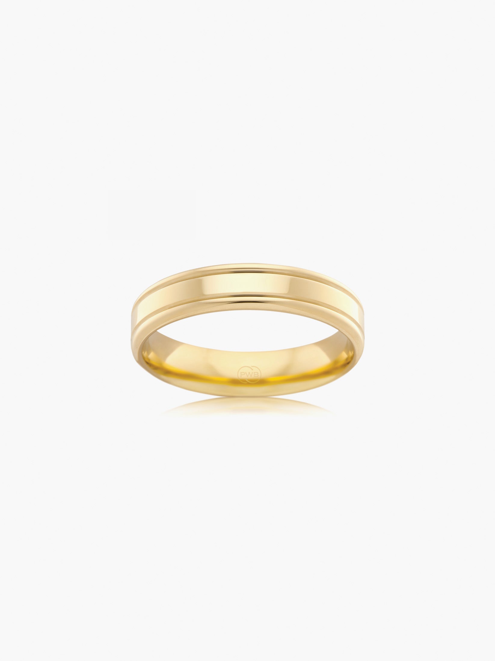 This men’s wedding ring with dual groove detailing offers a modern interpretation of a classic band, with two precise channels adding subtle structure and visual balance. Each Orsini wedding ring is crafted to order, allowing you to personalise the design in your preferred metal, width, thickness, and finger size.