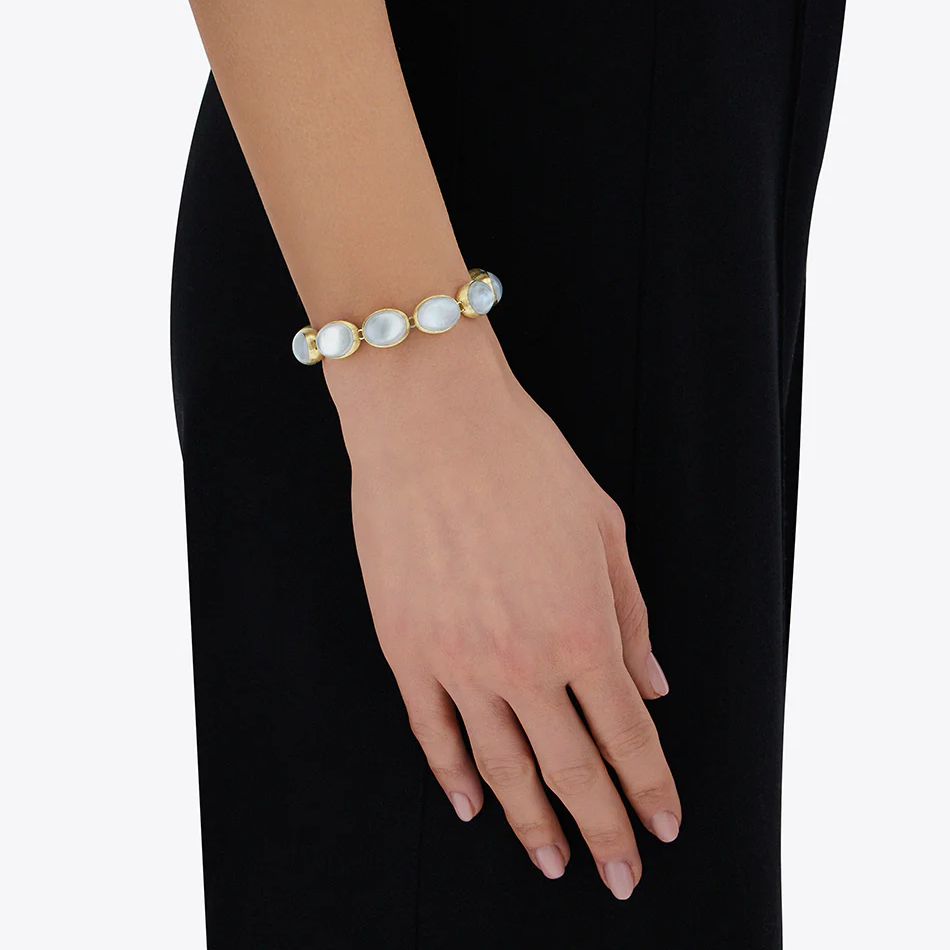 Nanis Dolcevita Muse Beaded Bracelet in Gold with Mother-of-Pearl (Small) bracelet