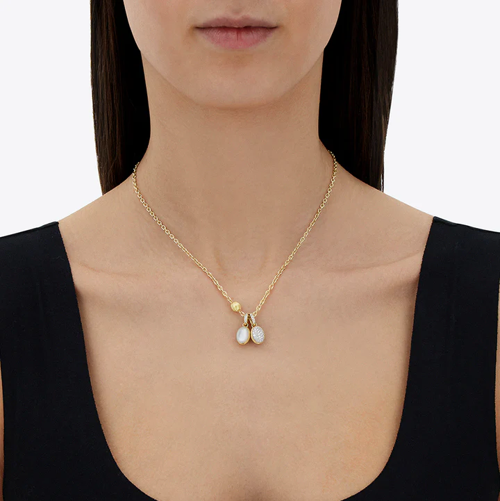 Nanis Muse Boule Mother of Pearl Pendant in Gold Diamonds