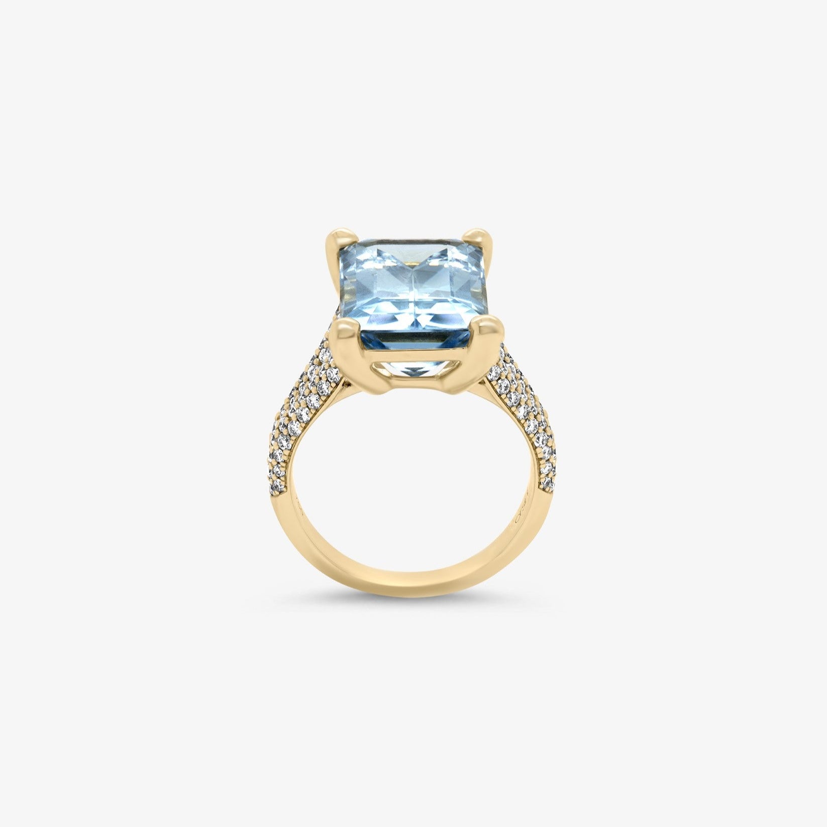 Orsini Aquamarine 18k Yellow Gold Ring with Diamonds