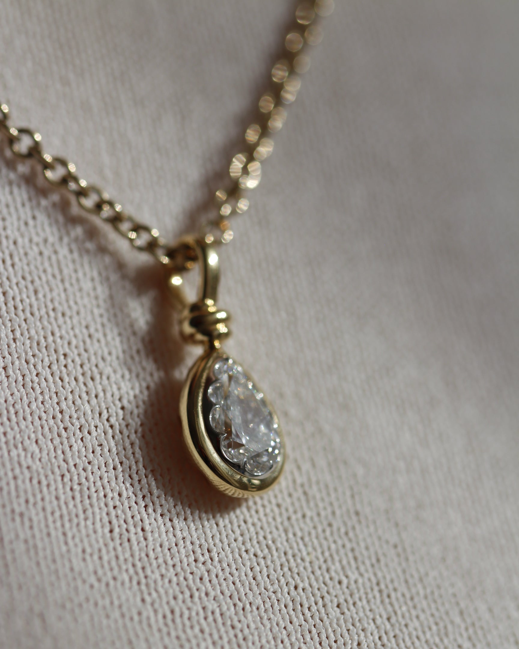 Rosa Pear Diamond Pendant in Yellow Gold