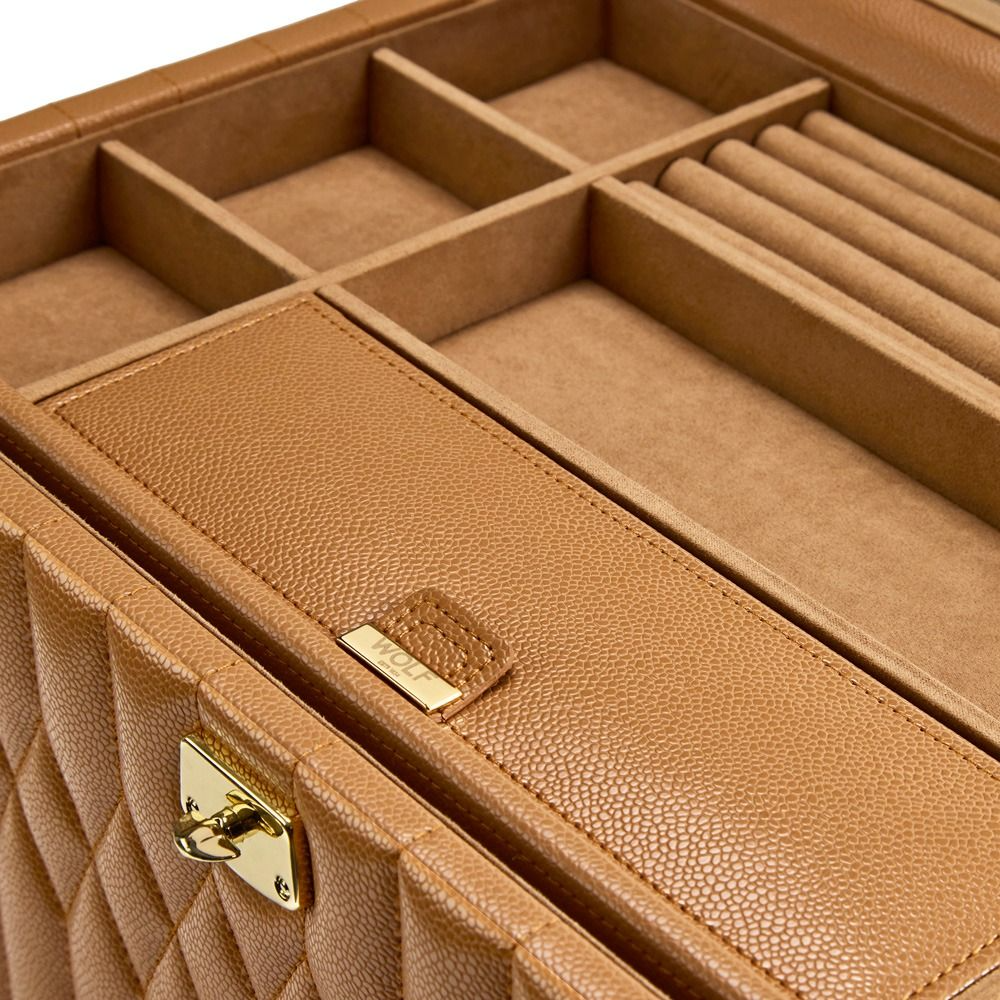 WOLF Lauren Extra Large Jewellery Box in Caramel beautiful quality jewellery box close up details
W349907