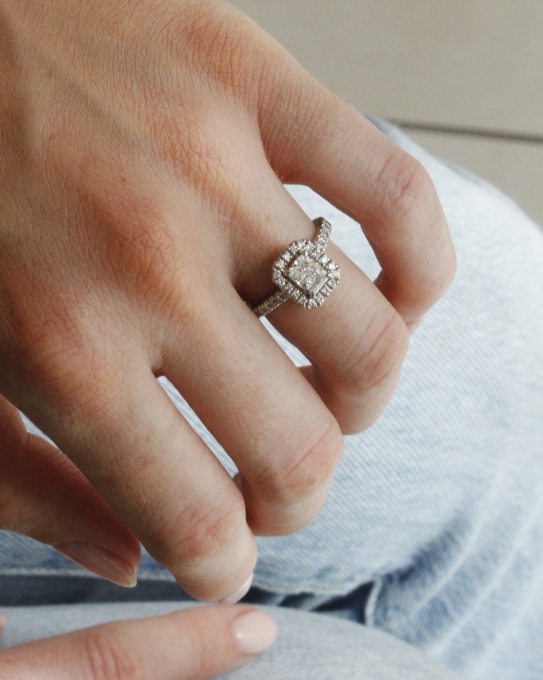 La Fenice Radiant Diamond Engagement Ring