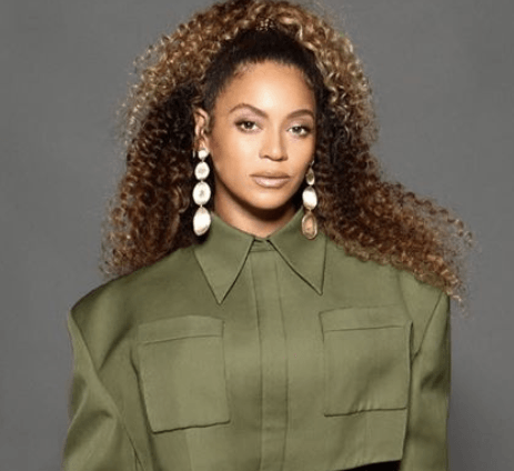 Celebrities wearing Marco Bicego