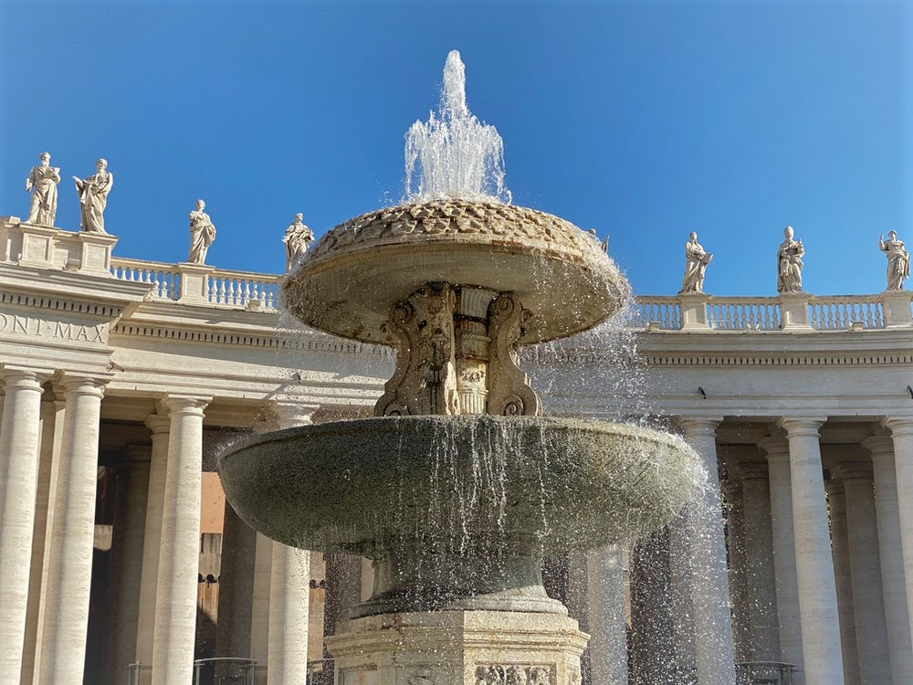 Bernini fountains in Italy inspiration for Bernini engagement ring