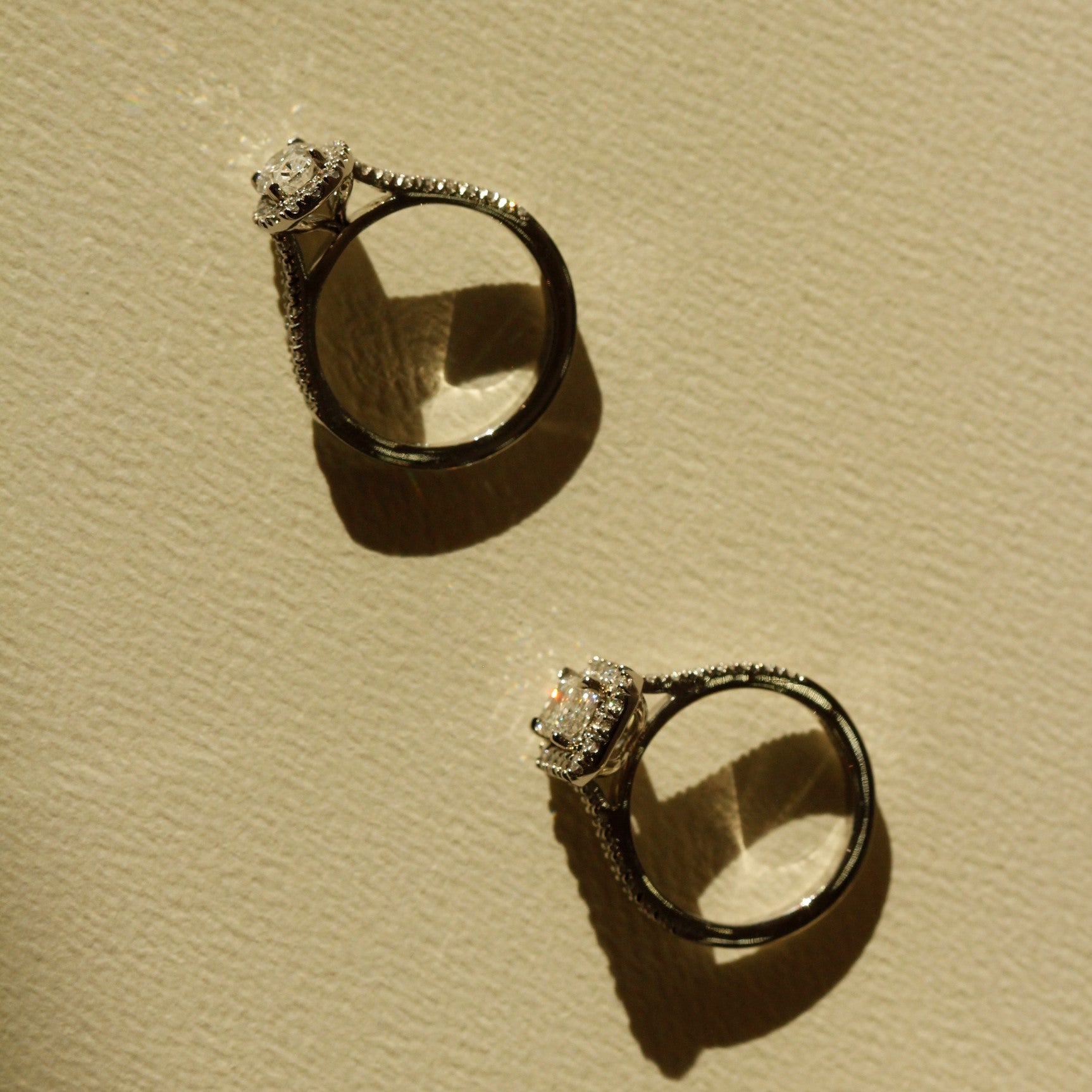 Halo Engagement Rings with Diamonds 