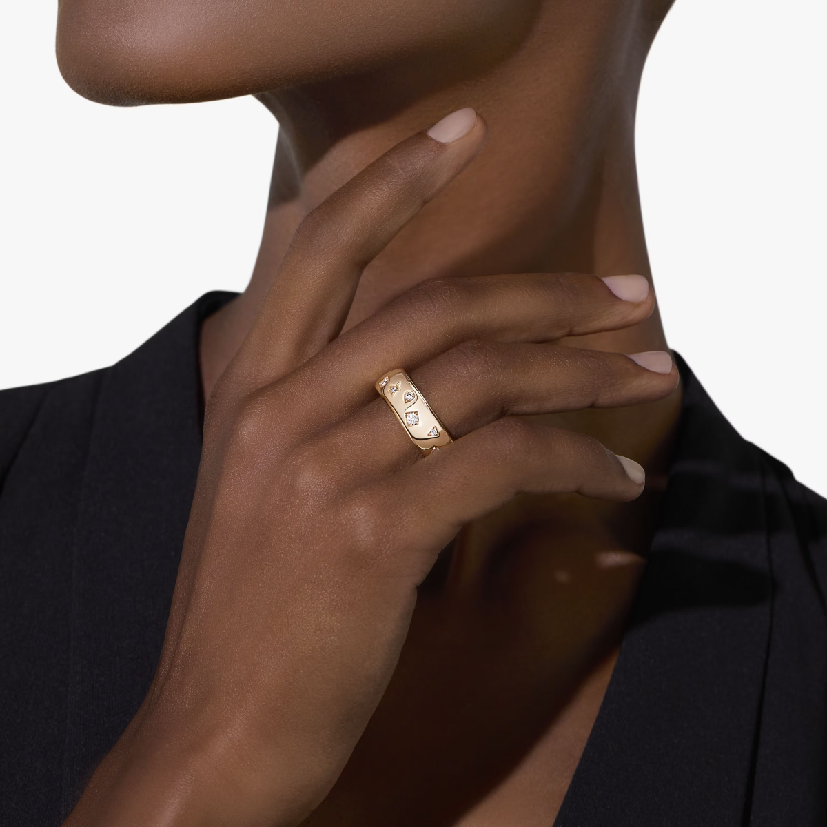 Pomellato Iconica Ring in 18k Rose Gold with Diamonds PA9106E_O7000_DB000