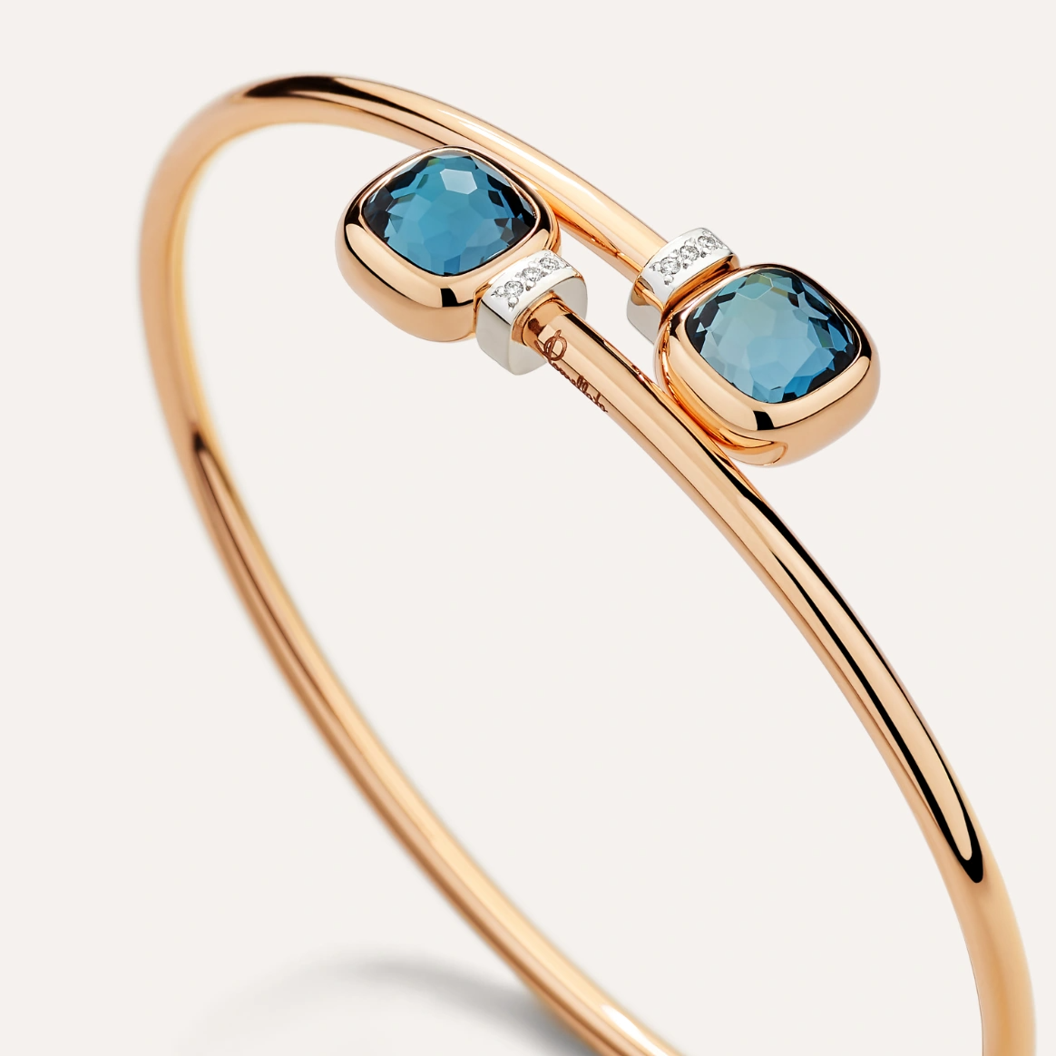 Pomellato Nudo Mini Bangle Bracelet with London Blue Topaz