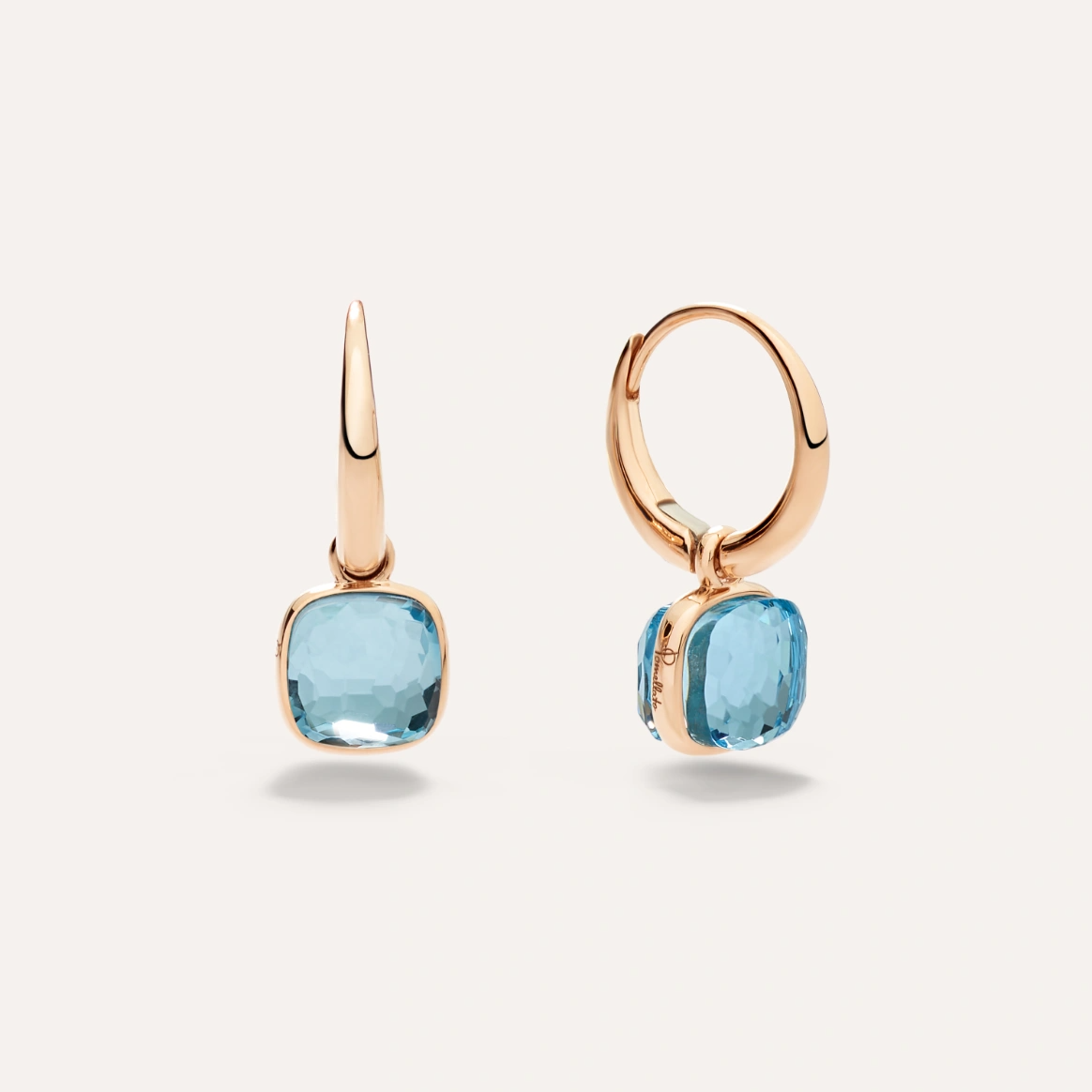 Nudo Mini Earrings
Sky blue topaz gemstones