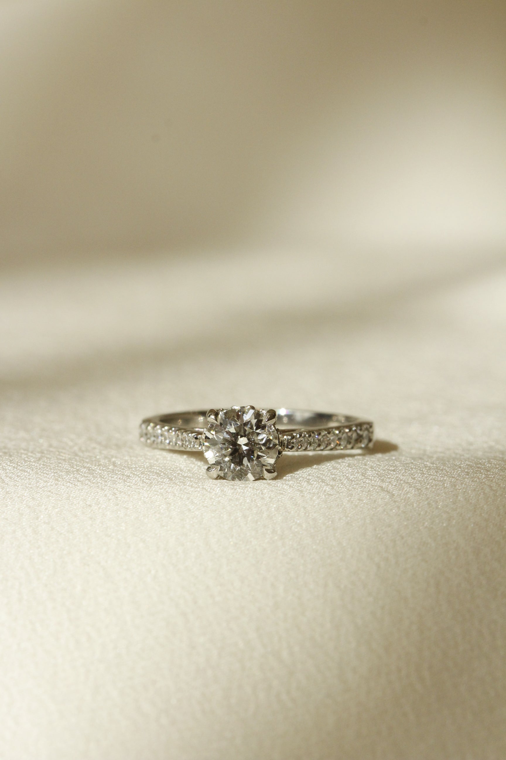 Four claw round diamond engagement ring design Bernini setting image for mobile 