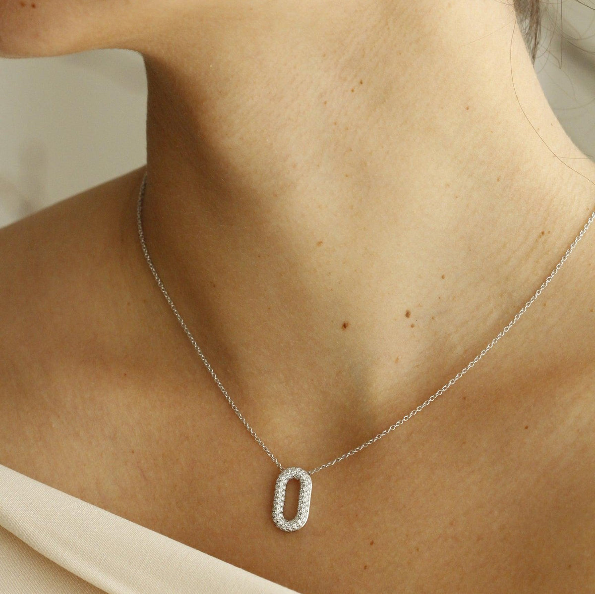 Blackberry Necklace in 18k White Gold with Diamonds - Orsini Jewellers