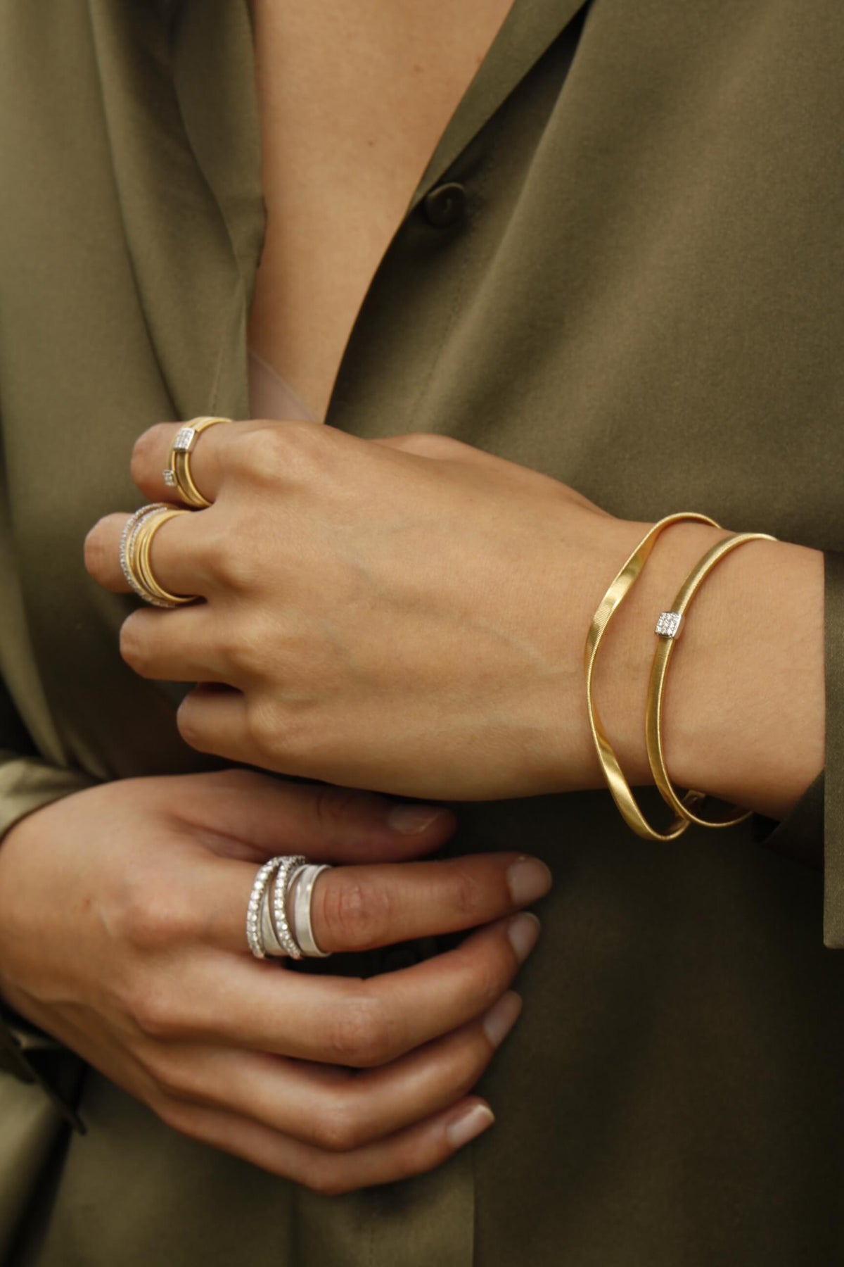 Masai Bracelet in 18k Yellow Gold with Pave Diamonds Single Strand - Orsini Jewellers NZ