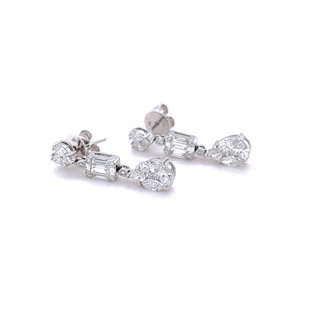 Drop Earrings in White Gold with Diamonds 